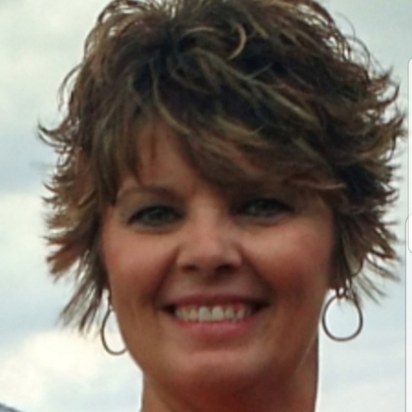 Meet your Posher, Jenny - Picture 1 of 1